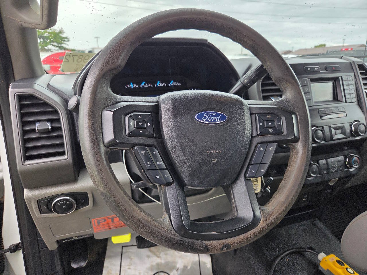 Used 2019 Ford F550 4x4 Regular Cab Super Duty image 13