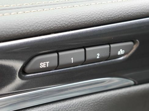 Used 2017 Chevrolet Impala Premier w/ Enhanced Convenience Package FWD image 22