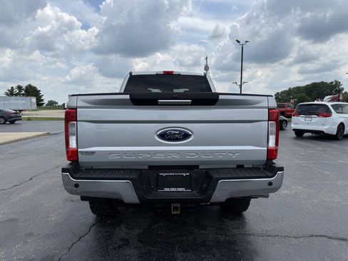 Used 2019 Ford F350 XLT w/ XLT Premium Package AWD/4WD image 7