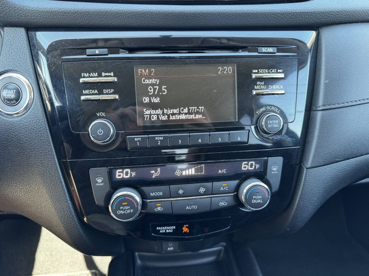 Used 2017 Nissan Rogue SV FWD image 20