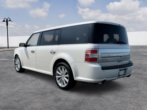 Used 2018 Ford Flex Limited w/ Equipment Group 303A AWD/4WD image 3
