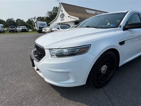 Used 2018 Ford Taurus Police Interceptor AWD image 13