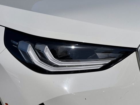 Used 2025 BMW X3 xDrive30i w/ Convenience Package AWD/4WD image 12