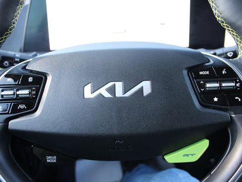 Used 2023 Kia EV6 GT image 30