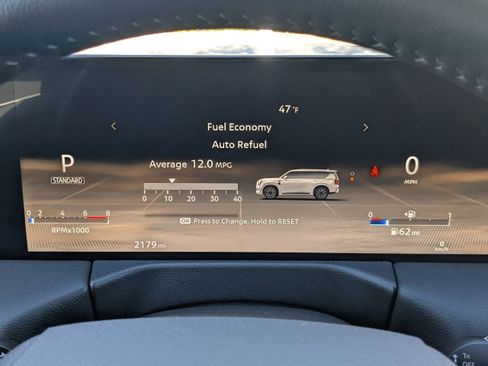 Certified 2025 Nissan Armada Platinum w/ Convenience Package image 31