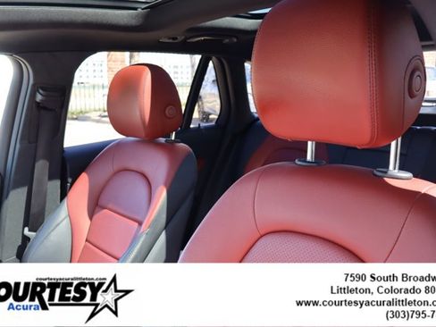 Used 2021 Mercedes-Benz GLC 300 4MATIC image 20
