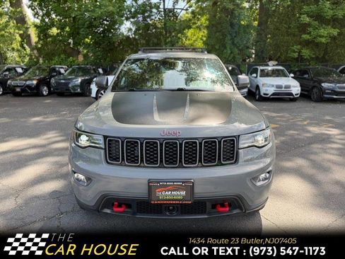 Used 2021 Jeep Grand Cherokee Trailhawk w/ Trailhawk Luxury Group AWD/4WD image 12