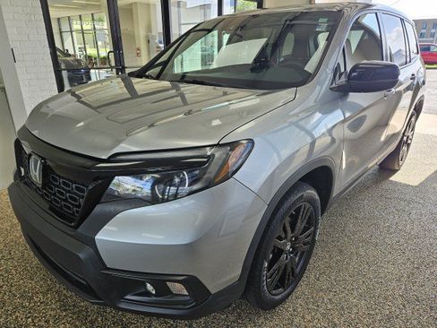 Used 2019 Honda Passport Sport image 5