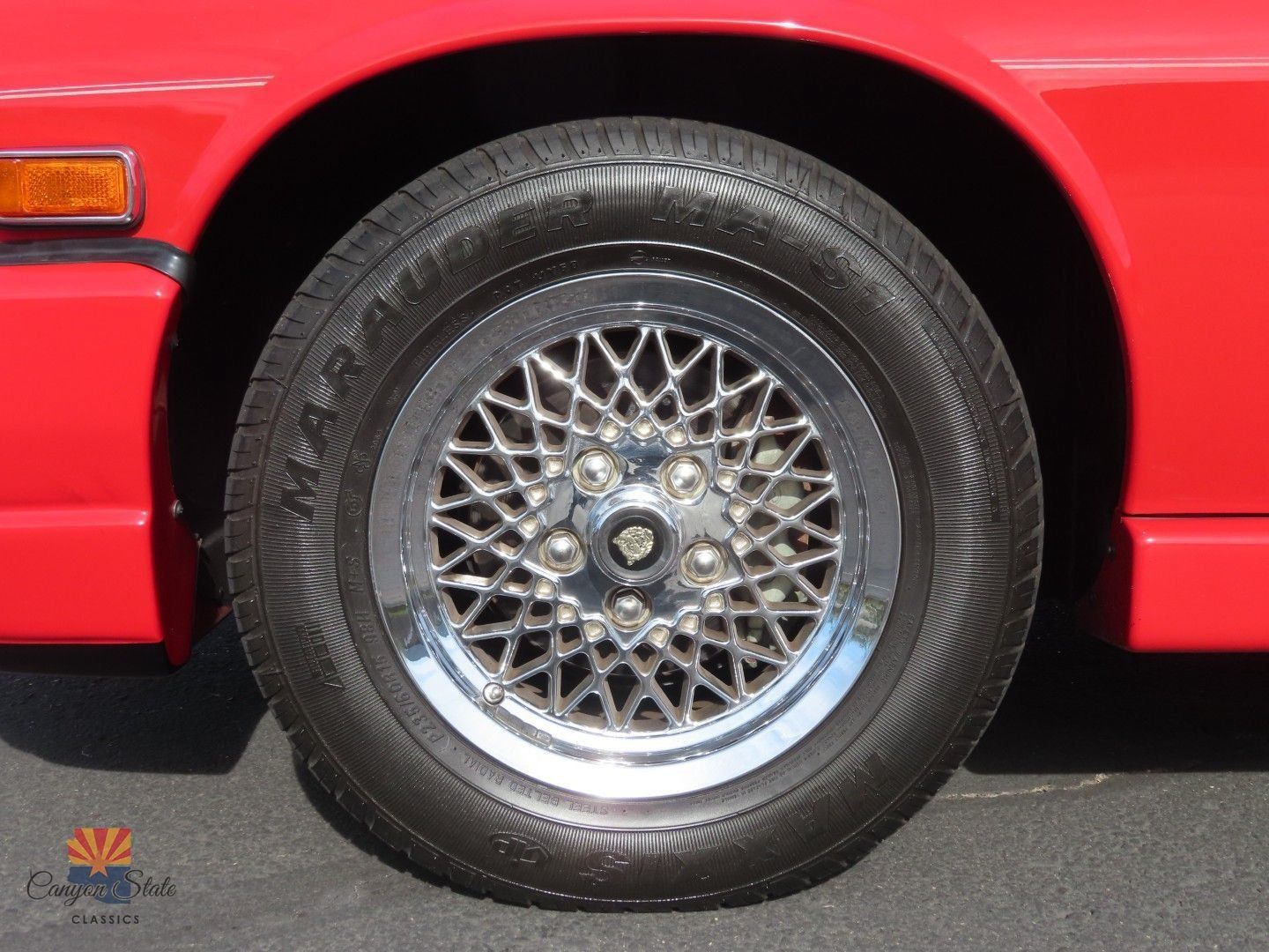 Used 1990 Jaguar XJS V12 Convertible RWD image 17