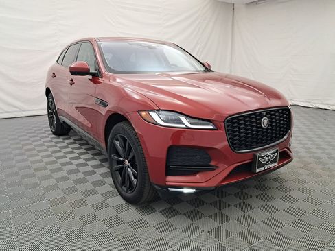 Used 2021 Jaguar F-PACE S image 2