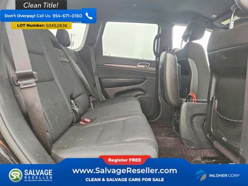 Used 2018 Jeep Grand Cherokee Laredo RWD image 15