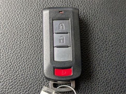 Used 2024 Mitsubishi Outlander Sport AWD image 32