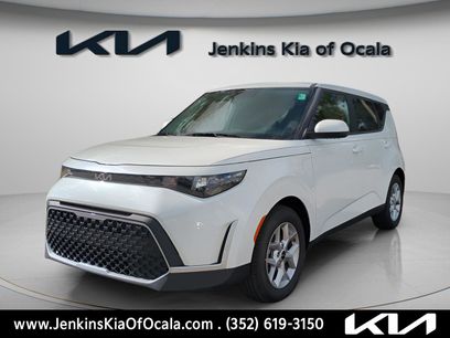 New 2025 Kia Soul LX