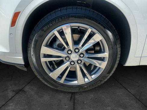 Used 2025 Cadillac XT6 Premium Luxury w/ Platinum Package AWD/4WD image 15