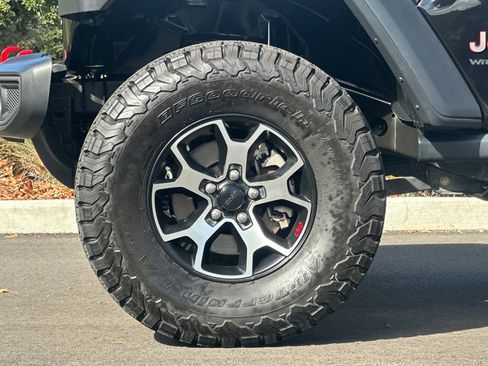 Used 2020 Jeep Wrangler Unlimited Rubicon image 37