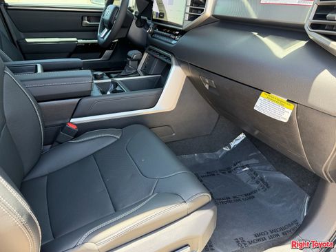 New 2026 Toyota Tundra Limited AWD/4WD image 12