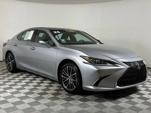 Certified 2025 Lexus ES 300h w/ Premium Package FWD image 11