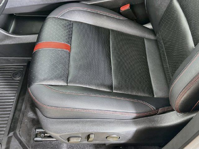 Used 2024 Chevrolet Traverse RS AWD/4WD image 21