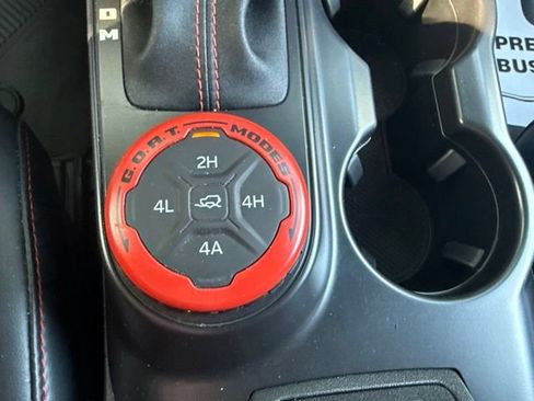 Used 2024 Ford Bronco Raptor w/ Interior Carbon Fiber Pack 6 AWD/4WD image 25
