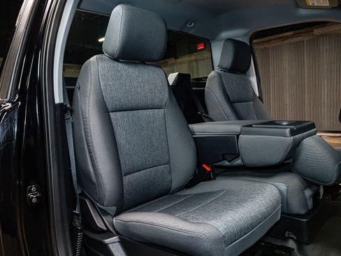 Used 2025 Ford F150 XL image 21