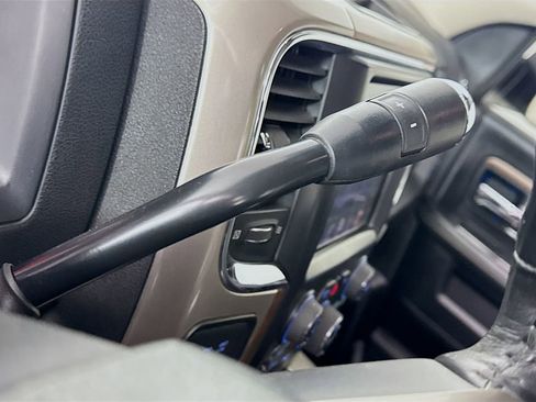 Used 2016 RAM 2500 Laramie w/ Sport Appearance Group image 17