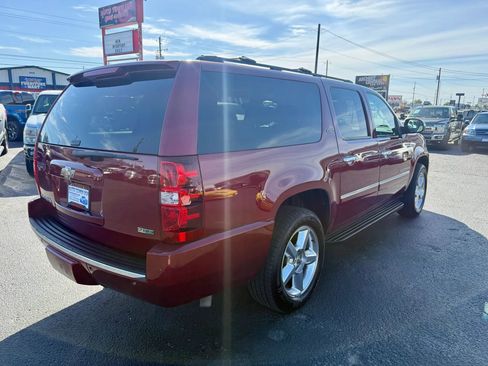 Used 2010 Chevrolet Suburban LTZ AWD/4WD image 5