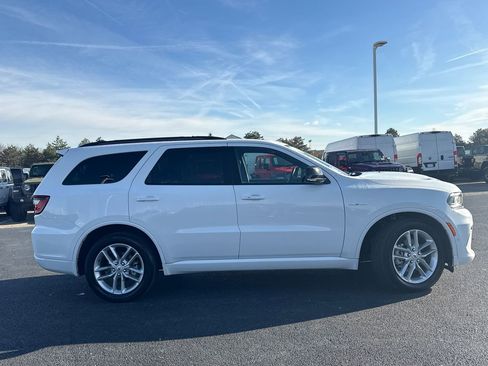 Used 2025 Dodge Durango R/T image 2