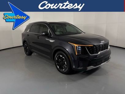 New 2026 Kia Sorento S w/ S Panoramic Sunroof Package