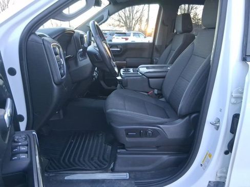Used 2021 Chevrolet Silverado 1500 LT image 12
