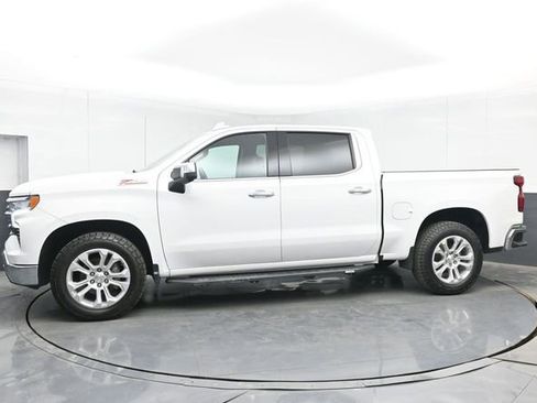 Used 2023 Chevrolet Silverado 1500 LTZ w/ LTZ Convenience Package II AWD/4WD image 11