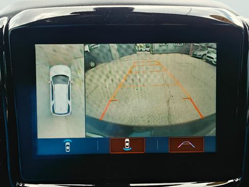 Used 2018 Chevrolet Traverse Premier w/ Redline Edition FWD image 38