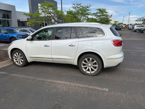 Used 2017 Buick Enclave Premium w/ Experience Buick Package AWD/4WD image 4