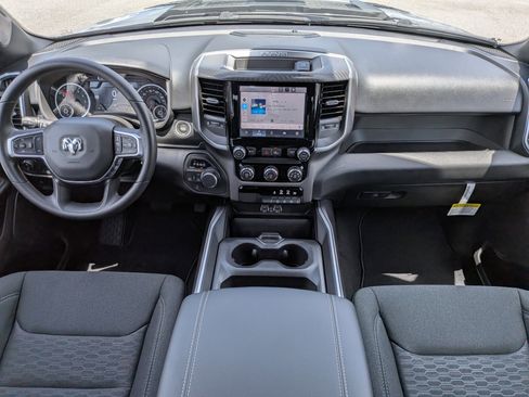 New 2026 RAM 1500 Express AWD/4WD image 14