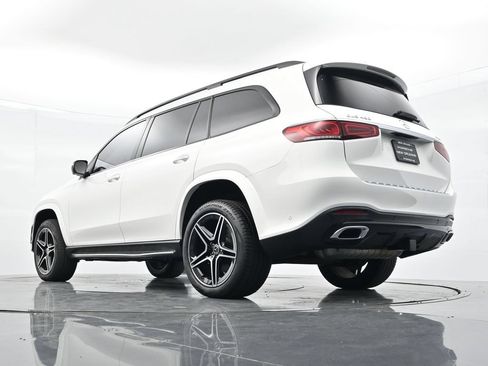 Used 2022 Mercedes-Benz GLS 450 4MATIC image 24