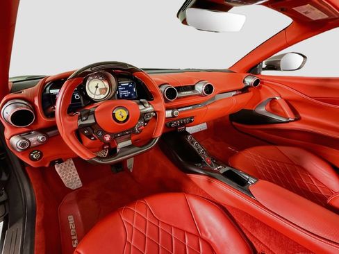 Used 2021 Ferrari 812 GTS RWD image 3