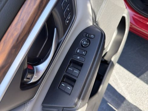 Used 2021 Honda CR-V Touring image 10