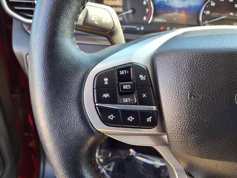 Used 2023 Ford Explorer Limited image 7