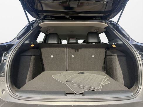 Certified 2025 Nissan Kicks SR image 18