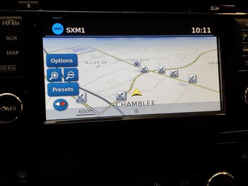 Used 2015 Nissan Rogue SL image 4