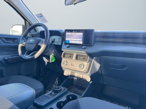 Used 2024 Ford Maverick XL image 14