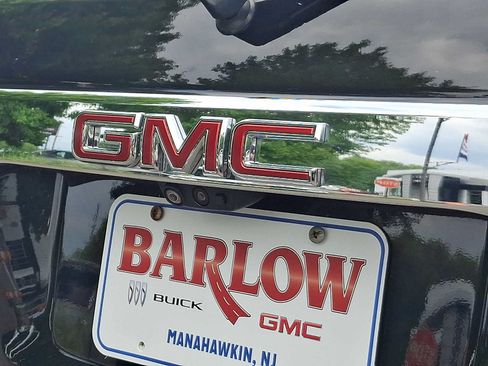 Used 2023 GMC Acadia Denali w/ Black Diamond Edition AWD/4WD image 39
