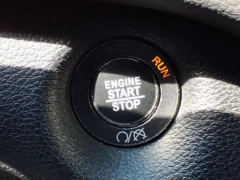 Used 2020 Jeep Cherokee Limited AWD/4WD image 20