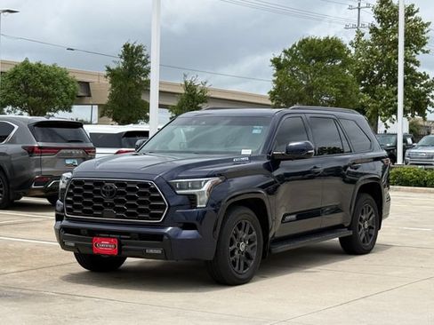 Used 2024 Toyota Sequoia Platinum AWD/4WD image 9