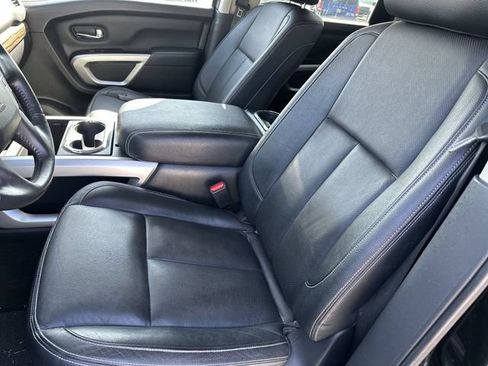 Used 2020 Nissan Titan SL w/ Protection Package 1 AWD/4WD image 15