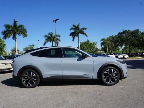 New 2026 Ford Mustang Mach-E Select RWD image 23