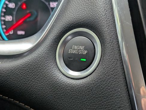 Used 2020 Chevrolet Traverse RS FWD image 30