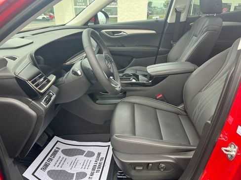 Used 2025 Buick Envision Avenir AWD/4WD image 10
