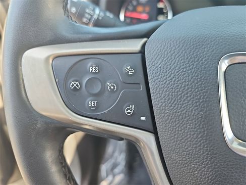 Used 2024 GMC Terrain Denali w/ Denali Premium Package image 25