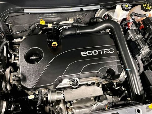 Used 2021 GMC Terrain SLT image 40