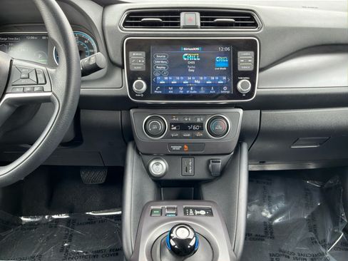 Used 2024 Nissan Leaf S FWD image 15